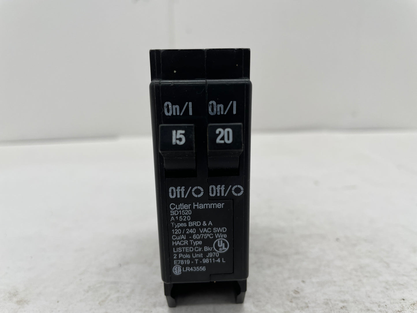 Cutler-Hammer BD1520 1P 15/20A Current-Limiting Tandem Circuit Breaker - Reconditioned