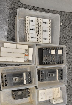 30 Circuit Breakers Various Models - Used