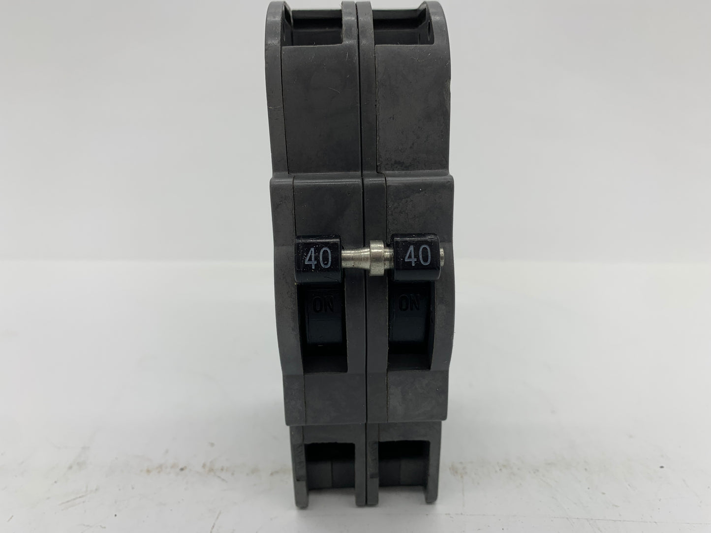 Connecticut Electric UBIZ240 (QC40) 40 Replacement. Two Pole 40 Amp Thick Series - Reconditioned